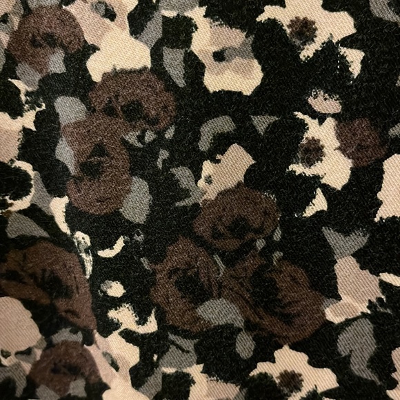 Talula Jacket 00 - cropped print jacket with asymmetrical zip - Picture 3 of 4